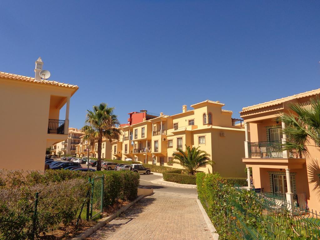Apartamento Bicos 101 CIP Albufeira Habitación foto